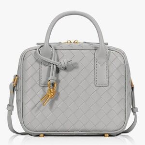 NWT Gray Woven crossbody Handbag